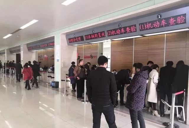 拿車的綠本怎么貸款(貸款拿車綠本要多久)? 知識(shí)問答 第2張- 拿車的綠本怎么貸款(貸款拿車綠本要多久)? (http://www.ssksuo.cn/) 知識(shí)問答 第2張