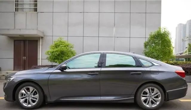 如果有一輛全款車可以貸款嗎(貸款車可以借錢嗎)? 知識(shí)問(wèn)答 第2張- 如果有一輛全款車可以貸款嗎(貸款車可以借錢嗎)? (http://www.ssksuo.cn/) 知識(shí)問(wèn)答 第2張