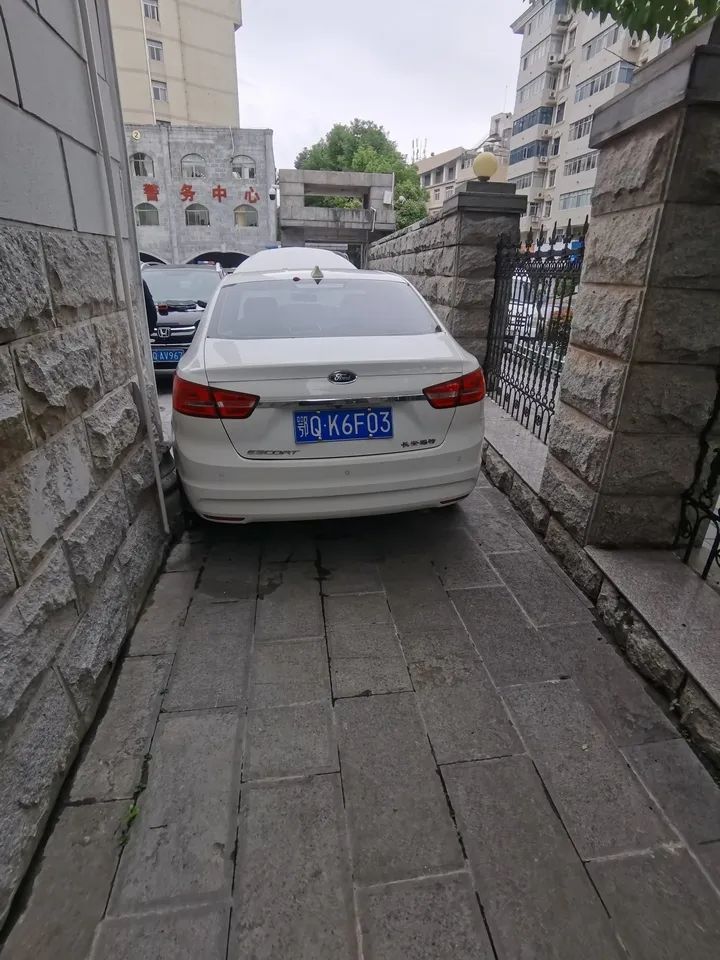 公牌小車可以抵押給個(gè)人嗎(汽車可以抵押給個(gè)人與公司區(qū)別)? 知識(shí)問(wèn)答 第3張- 公牌小車可以抵押給個(gè)人嗎(汽車可以抵押給個(gè)人與公司區(qū)別)? (http://www.ssksuo.cn/) 知識(shí)問(wèn)答 第3張