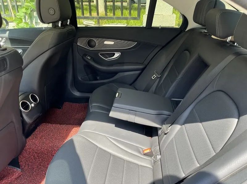 公牌小車可以抵押給個(gè)人嗎(汽車可以抵押給個(gè)人與公司區(qū)別)? 知識(shí)問(wèn)答 第9張- 公牌小車可以抵押給個(gè)人嗎(汽車可以抵押給個(gè)人與公司區(qū)別)? (http://www.ssksuo.cn/) 知識(shí)問(wèn)答 第9張