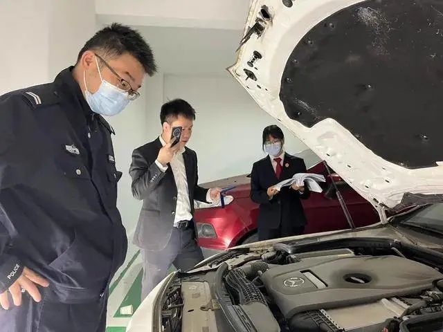 私家車去銀行能貸款嗎(私家能貸款銀行車去銀行嗎)? 知識(shí)問答 第1張- 私家車去銀行能貸款嗎(私家能貸款銀行車去銀行嗎)? (http://www.ssksuo.cn/) 知識(shí)問答 第1張